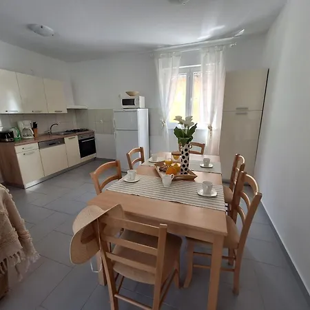 Tatil Evi House Bella Vista Bribir (Primorje-Gorski Kotar)